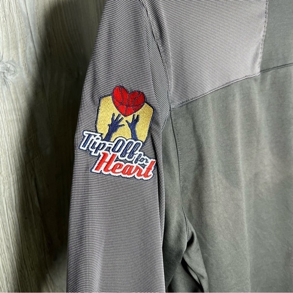 Under Armour Notre Dame Pullover - Picture 4 of 6